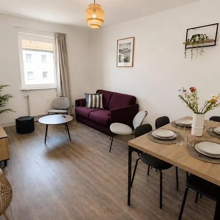 Appartamento Zentrumsnahe Mit Bequemen Boxspringbetten, Augestattete Kueche, Balkon, Self Check-in, Wifi